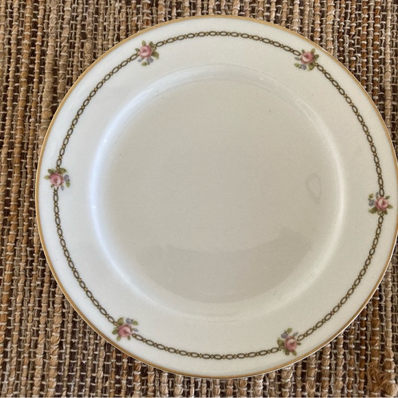 Theodore Haviland The Hanoi 8 piece dinnerware set - Picture 8 of 16